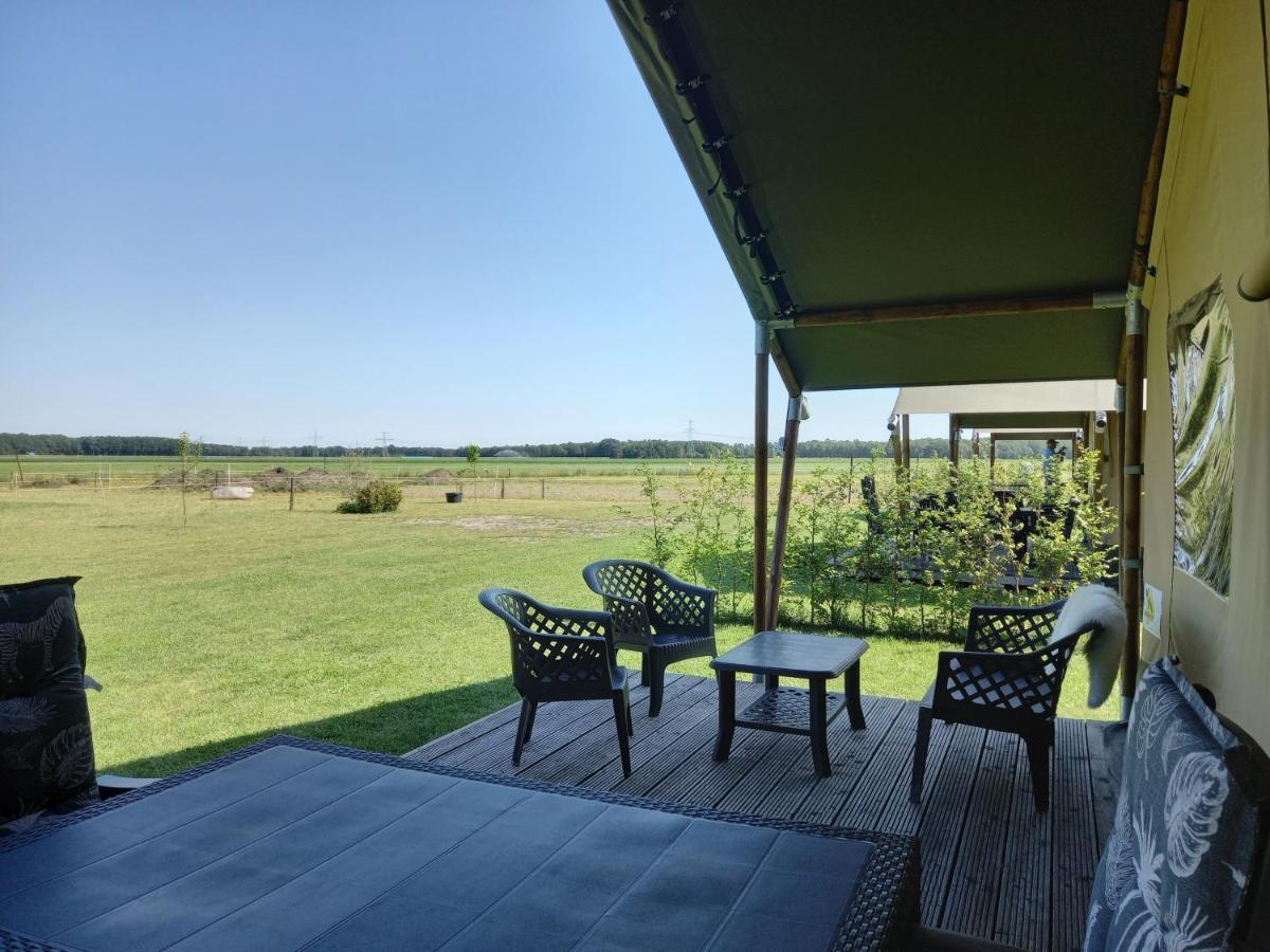 Comfort Safaritent 6 Pers En Mini Camping Zwiggelte Zewnętrze zdjęcie